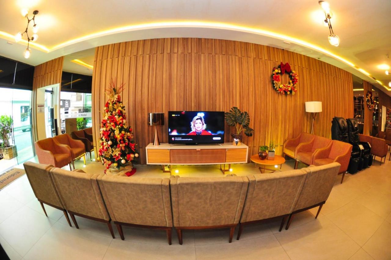 Hotel Eldorado Palace 2*